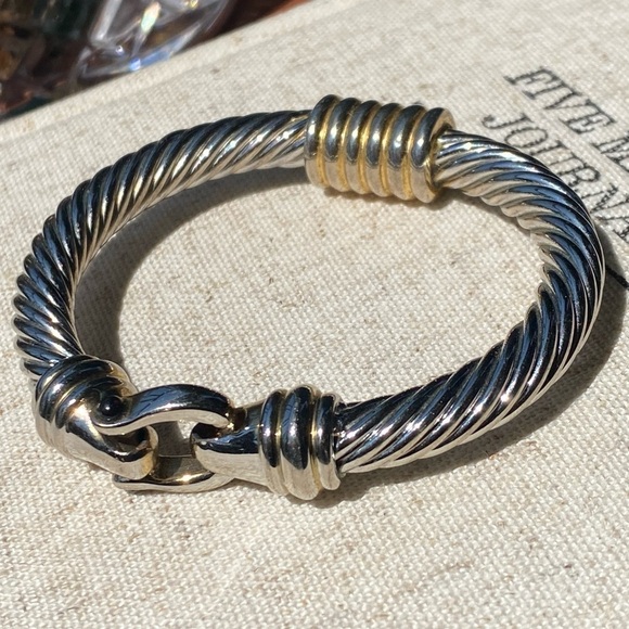 VINTAGE hinge rope style two tone magnetic closure bracelet - Picture 6 of 6